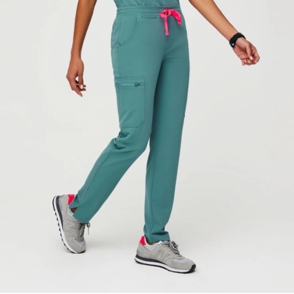 FIGS HYDROGREEN YOLA PANTS SMALL PETITE